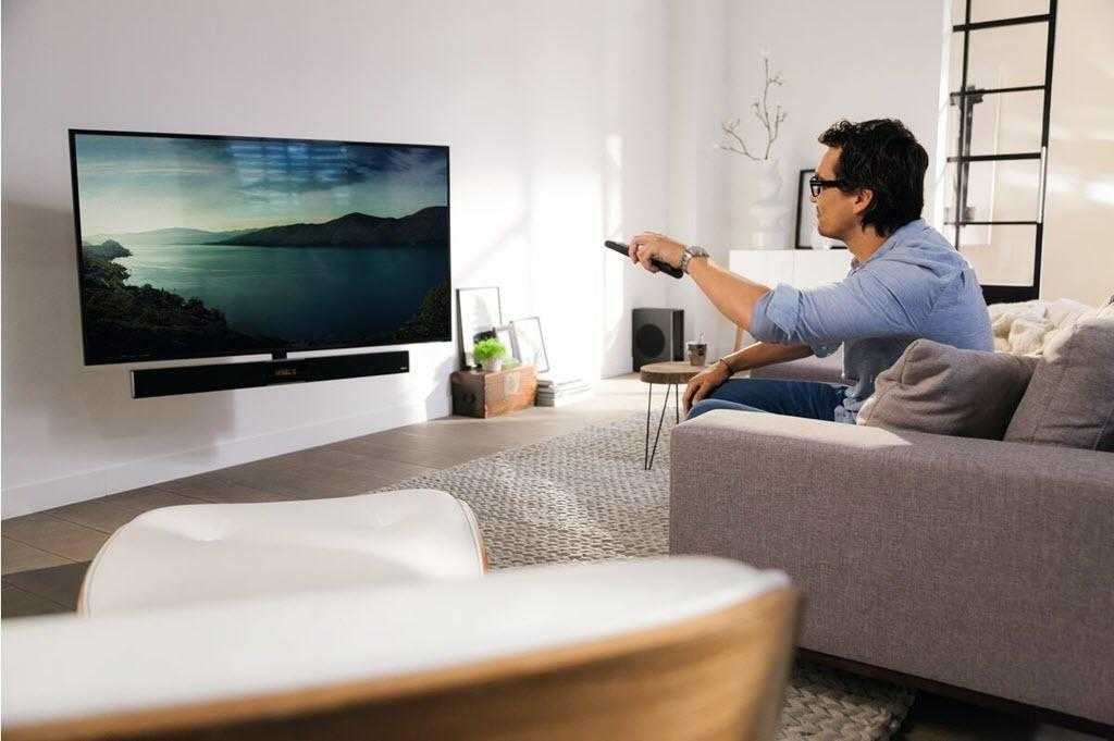 Рассказываем, на что обратить внимание при покупке нового телевизора, чтобы не платить за него до конца жизни