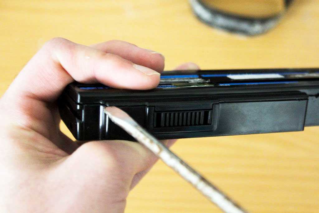 Батарея ноутбука подключена но не заряжается: что делать? | твой сетевичок