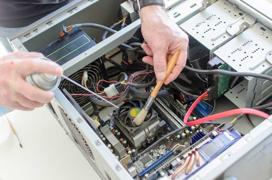 Компьютер сам перезагружается - из-за чего и как исправить?